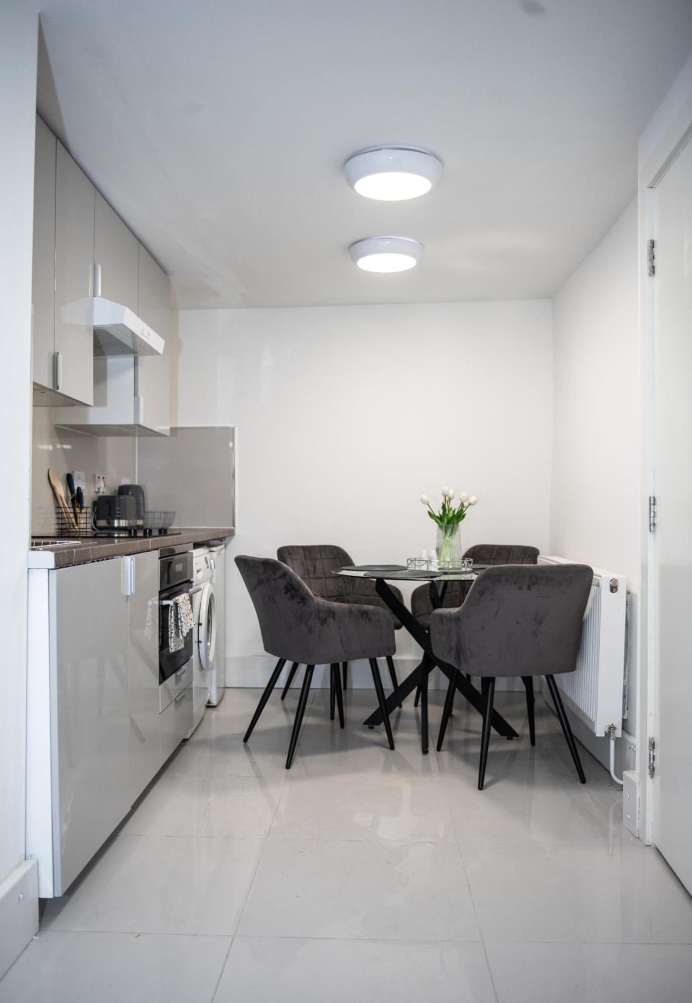 1B Apartment, 30 Mins To Oxford Street 伦敦 外观 照片